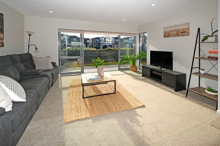 Photo of property in 1 Longueval Lane, Broomfield, Christchurch, 8042