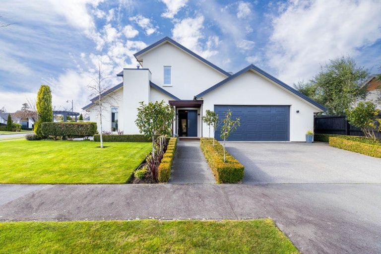 Photo of property in 17 Timberlands Terrace, Parklands, Christchurch, 8083