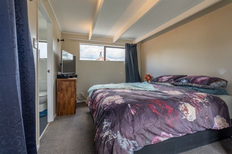 Photo of property in 15 Boswell Street, Kawakawa, 0210