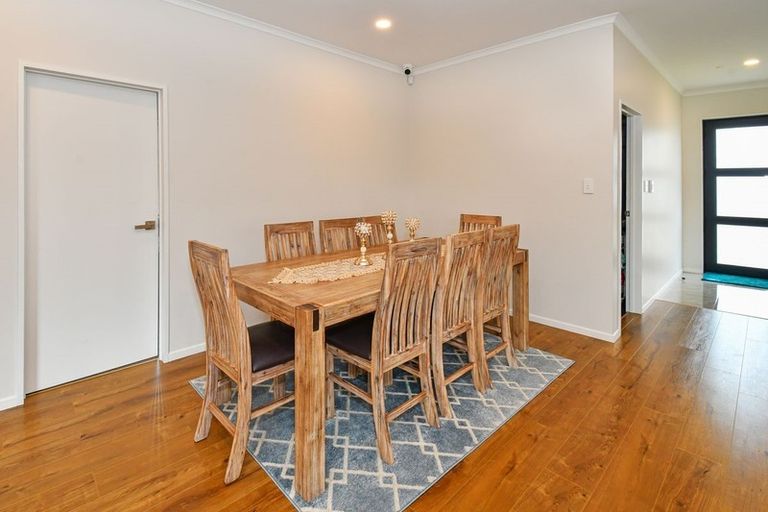 Photo of property in 15 Huahua Crescent, Papakura, 2110