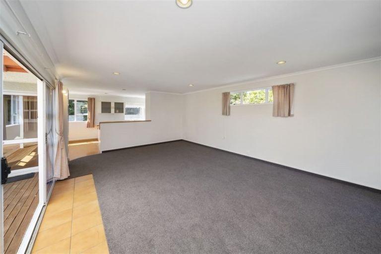 Photo of property in 48 Burns Street, Hawera, 4610