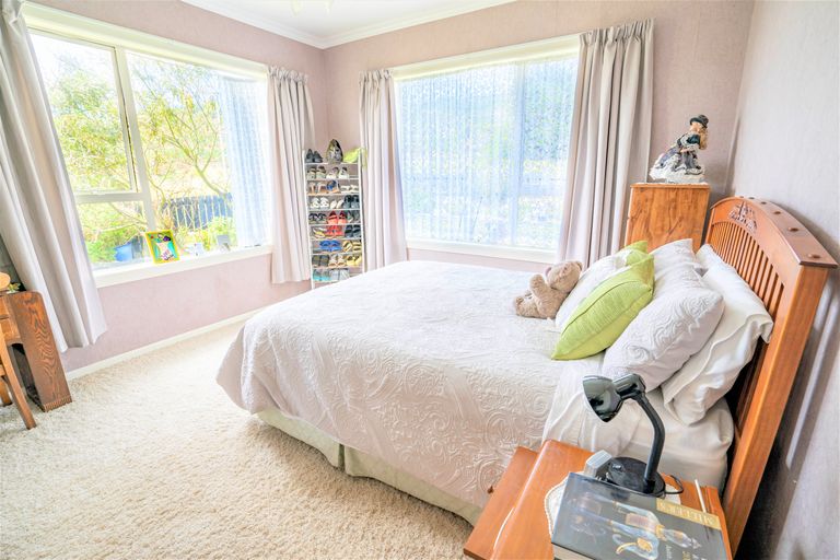 Photo of property in 5 Pearce Street, Bluff, 9814