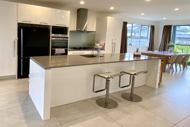 Photo of property in 101 Mackay Drive, Greenhithe, Auckland, 0632