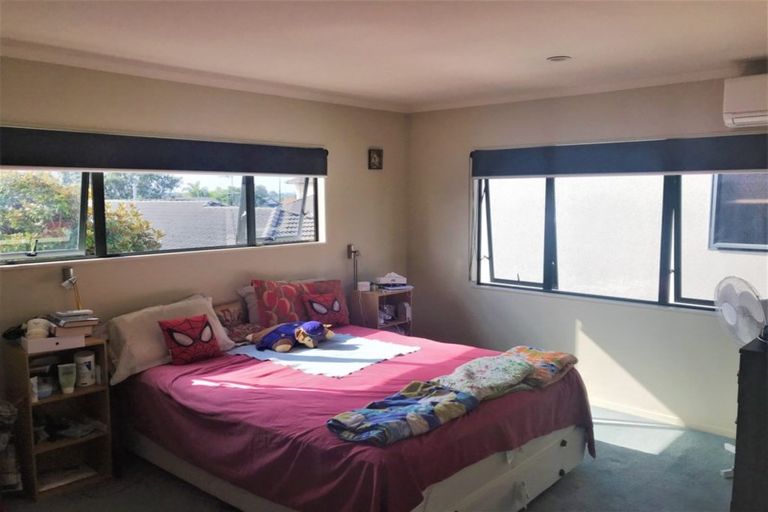 Photo of property in 52 Matarangi Road, East Tamaki, Auckland, 2013