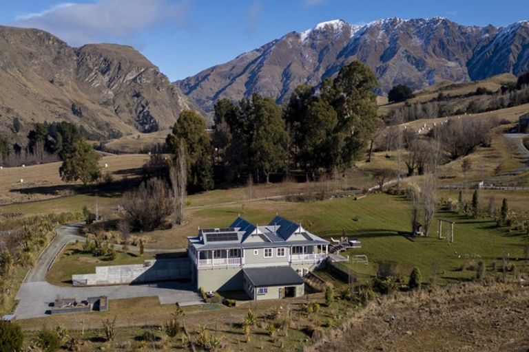 Photo of property in 279 Littles Road, Dalefield, Queenstown, 9371