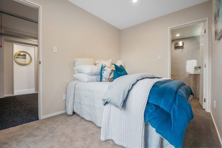 Photo of property in 4f Meadowvale Avenue, Forrest Hill, Auckland, 0620