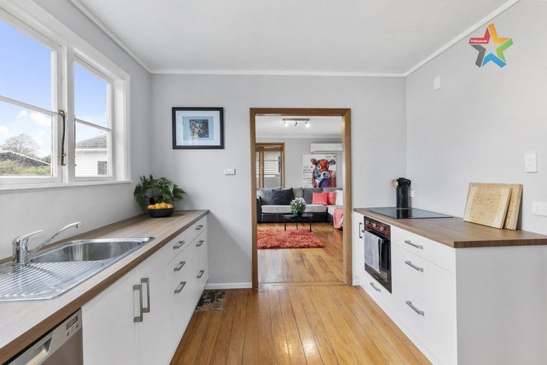 Photo of property in 97 Naenae Road, Naenae, Lower Hutt, 5011