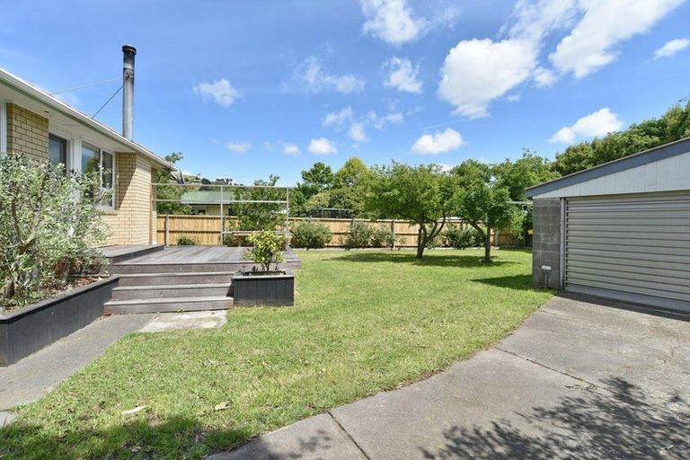 Photo of property in 8c Martindales Road, Heathcote Valley, Christchurch, 8022