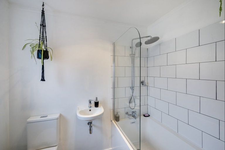 Photo of property in 3/245 Kennedy Road, Onekawa, Napier, 4110