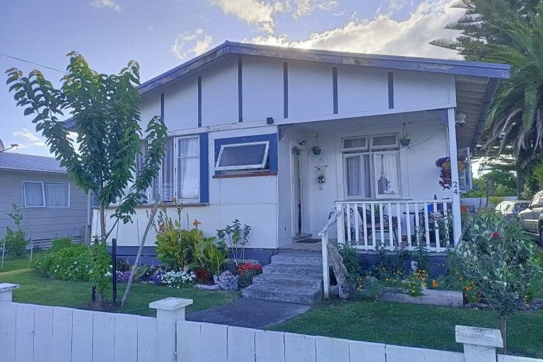 Photo of property in 24 Locke Street, Wairoa, 4108