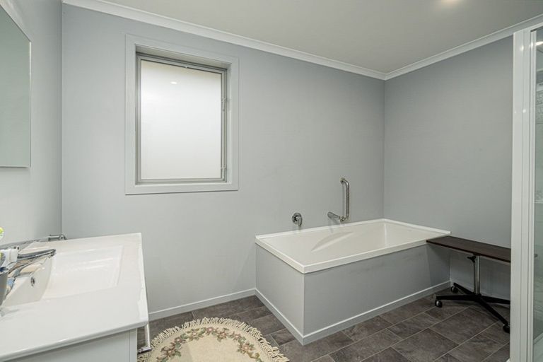 Photo of property in 101 Richards Beach Road, Cromwell, 9384