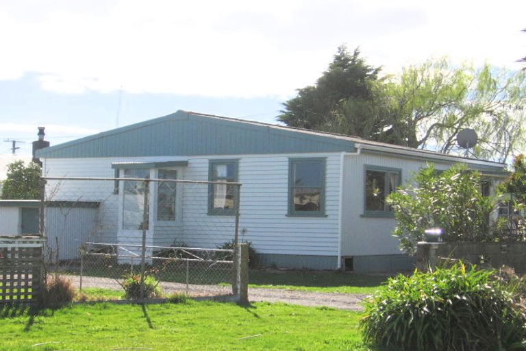 Photo of property in 8a Te Awa Street, Foxton Beach, Foxton, 4815