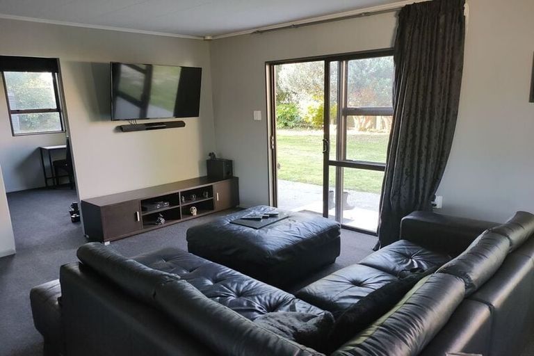 Photo of property in 129c Rangiuru Road, Otaki Beach, Otaki, 5512