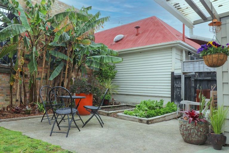 Photo of property in 202 Kirkwood Street, Thames, 3500