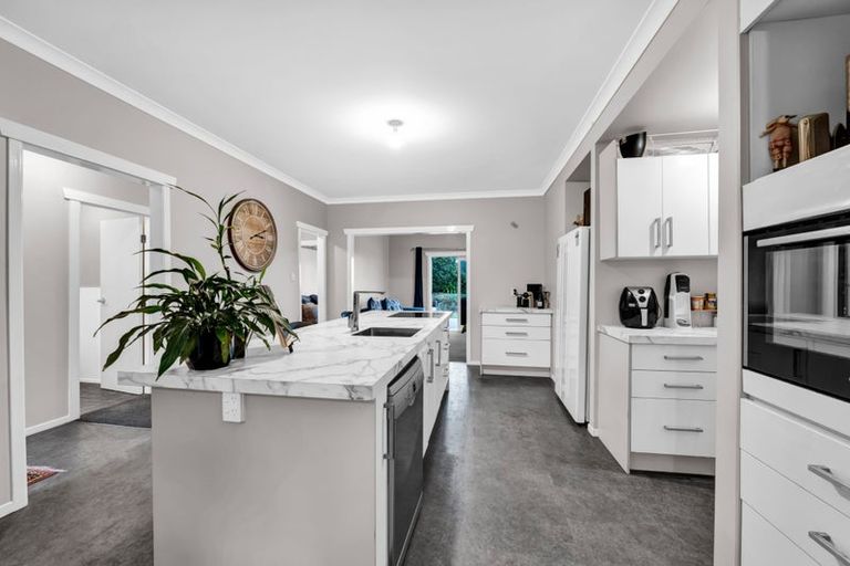 Photo of property in 443 Albert Road, Korito, New Plymouth, 4371