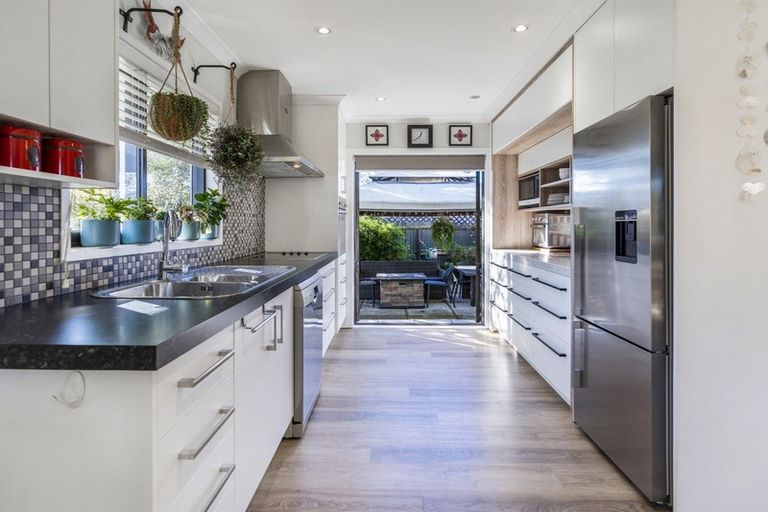 Photo of property in 7b Factory Road, Belfast, Christchurch, 8051