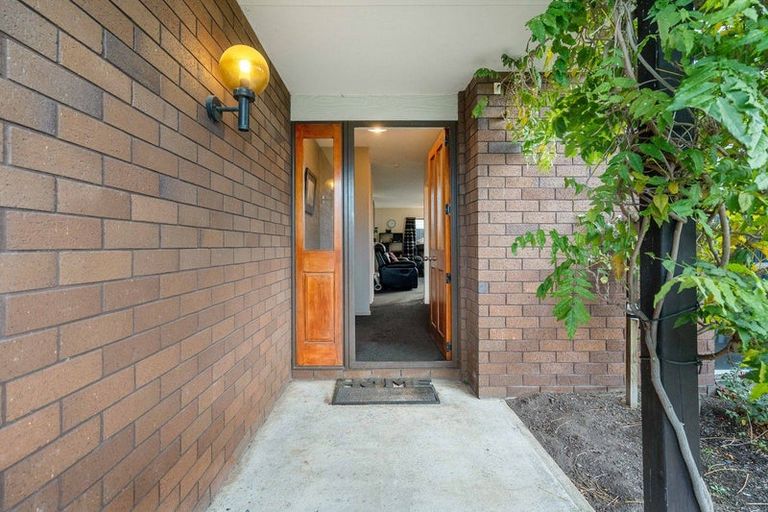 Photo of property in 1/137 Gilberthorpes Road, Hei Hei, Christchurch, 8042