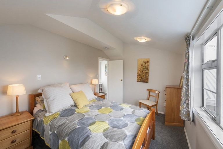 Photo of property in 100 Messines Road, Karori, Wellington, 6012