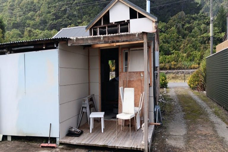 Photo of property in 115 Torea Street, Granity, 7823