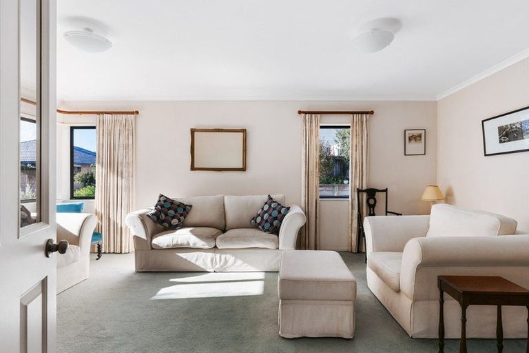 Photo of property in 18 Oteki Park Drive, Welcome Bay, Tauranga, 3112