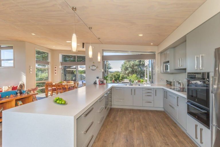 Photo of property in 31-33 Taonui Street, Waitarere Beach, Levin, 5510