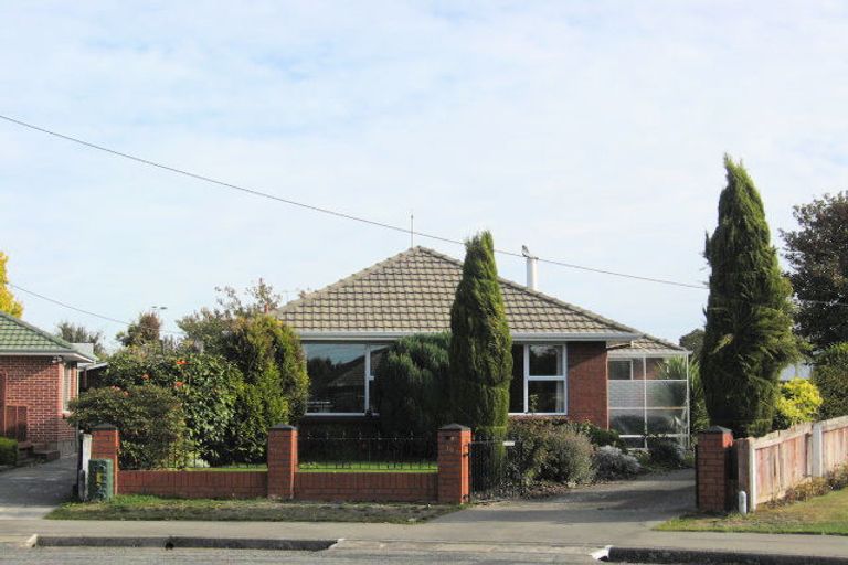 Photo of property in 16 Marshwood Place, Sockburn, Christchurch, 8042