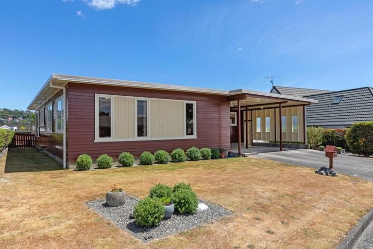 Photo of property in 20 Spinnaker Drive, Whitby, Porirua, 5024