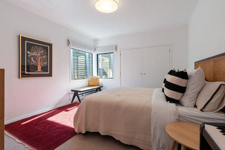 Photo of property in 3 Homewood Avenue, Karori, Wellington, 6012