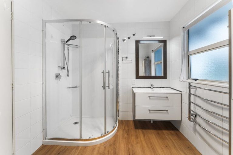 Photo of property in 24 Rintoul Place, Brightwater, 7022