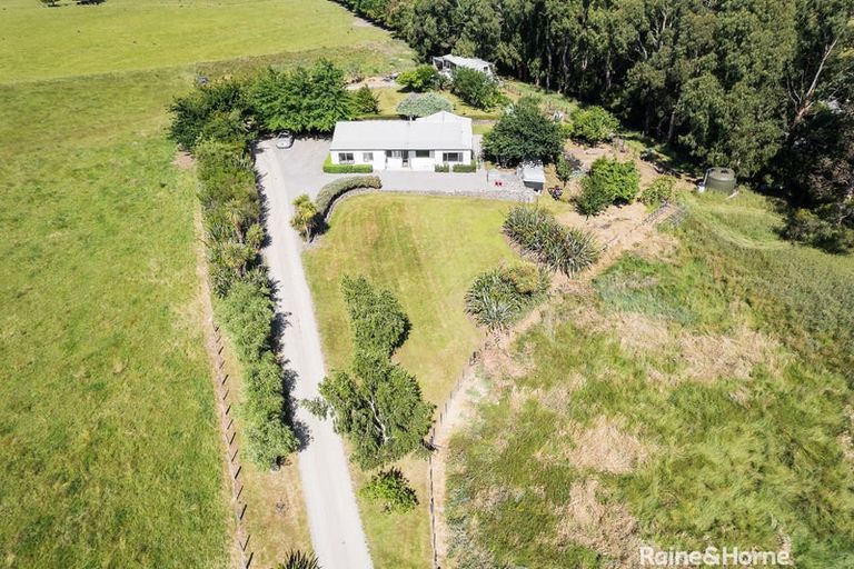 Photo of property in 58 Shooting Butts Road, Martinborough, 5784