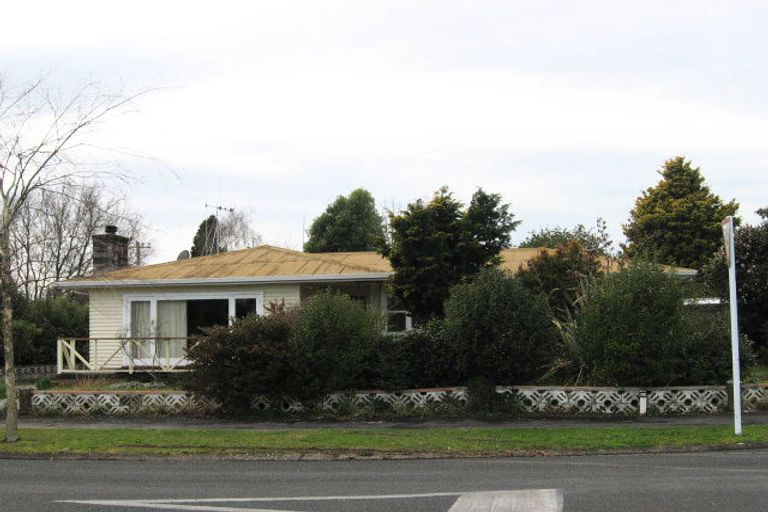 Photo of property in 2 Dalesford Street, Silverdale, Hamilton, 3216