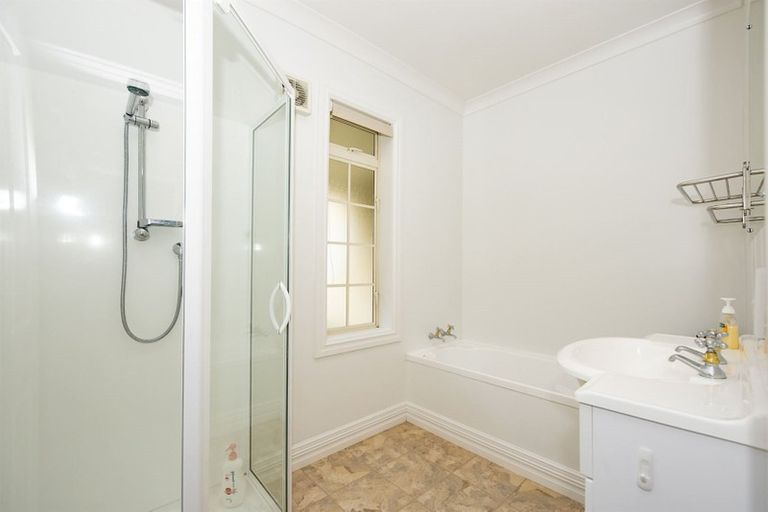 Photo of property in 87 Carlyle Street, Leamington, Cambridge, 3432