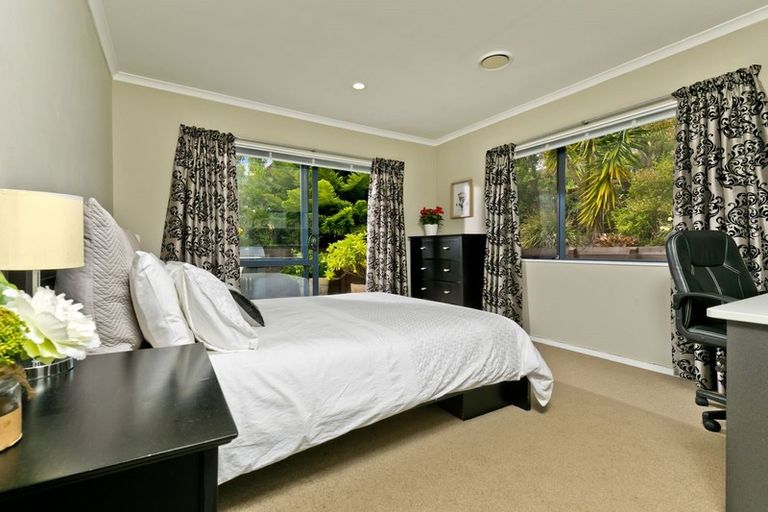 Photo of property in 20 Brookwood Drive, Henderson, Auckland, 0612