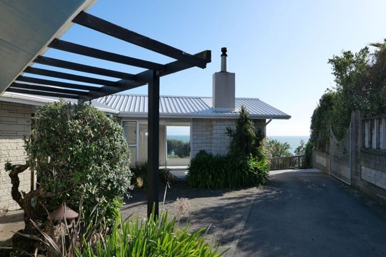 Photo of property in 105 Rosetta Road, Raumati South, Paraparaumu, 5032