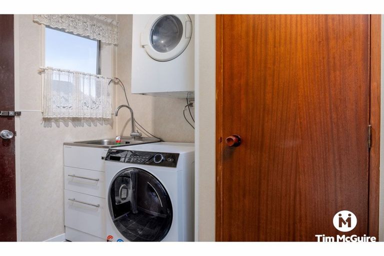 Photo of property in 26 Walton Park Avenue, Fairfield, Dunedin, 9018