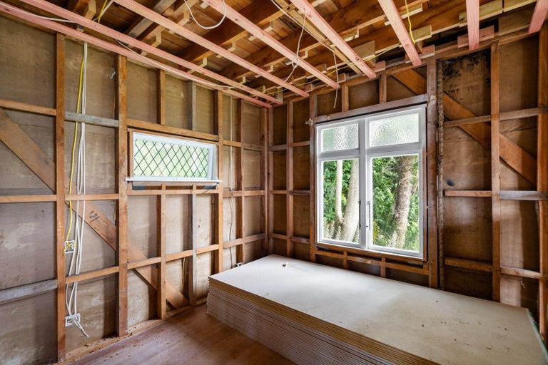 Photo of property in 3 Onslow Road, Bluff Hill, Napier, 4110