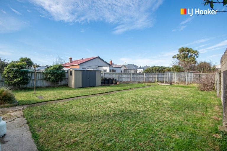 Photo of property in 69 Hargest Crescent, Saint Clair, Dunedin, 9012