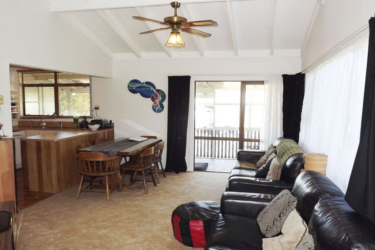 Photo of property in 3 Karioi Crescent, Raglan, 3225