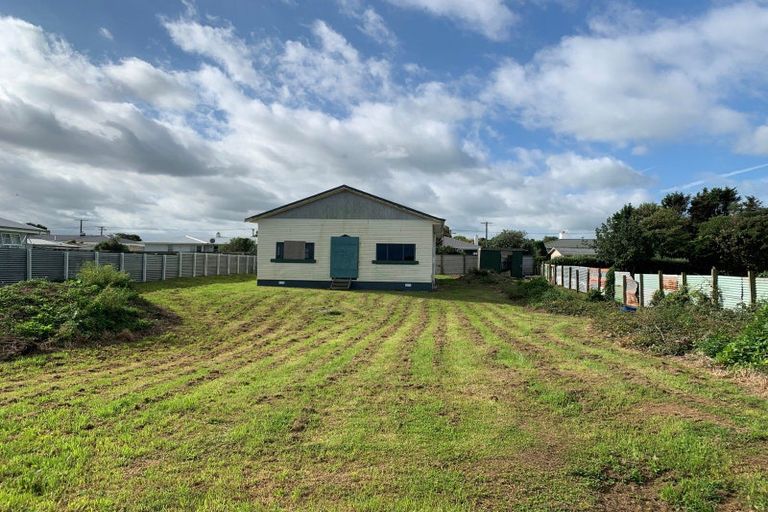 Photo of property in 31 Kauae Street, Manaia, 4612