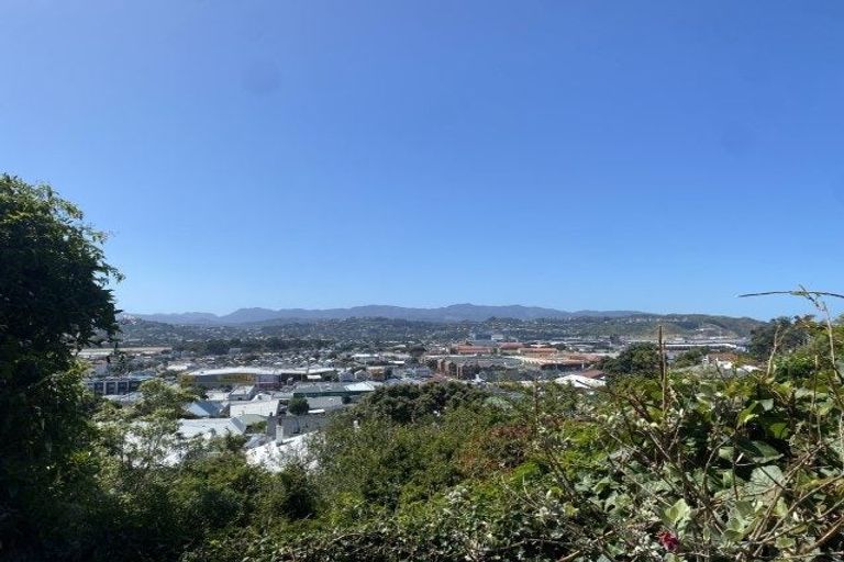 Photo of property in 69 Duncan Terrace, Kilbirnie, Wellington, 6022