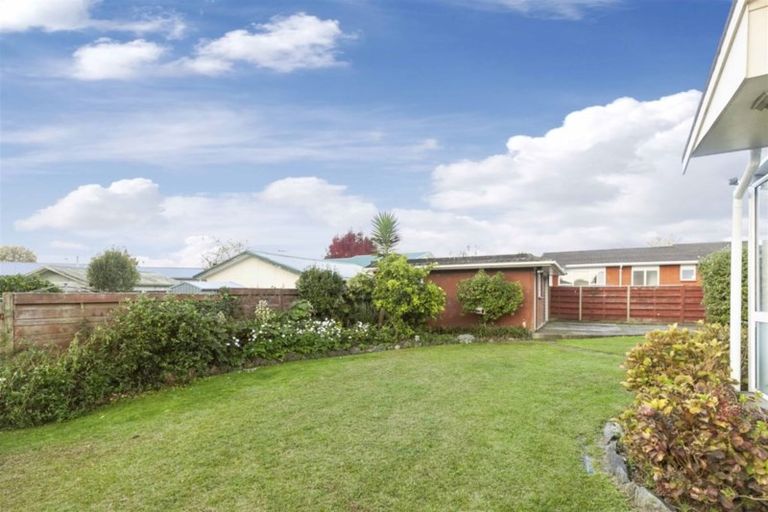 Photo of property in 4 Lynwood Place, Chedworth, Hamilton, 3210