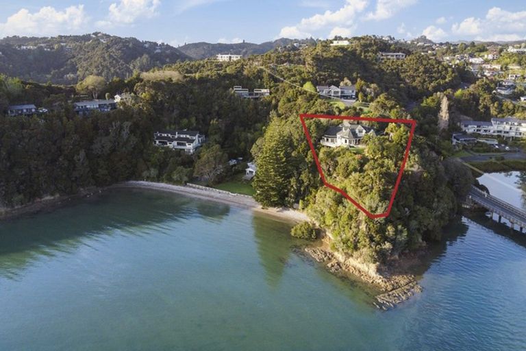 Photo of property in 2 Paihia Road, Paihia, 0200