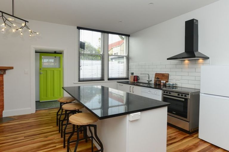 Photo of property in 490 Hastings Street, Napier South, Napier, 4110