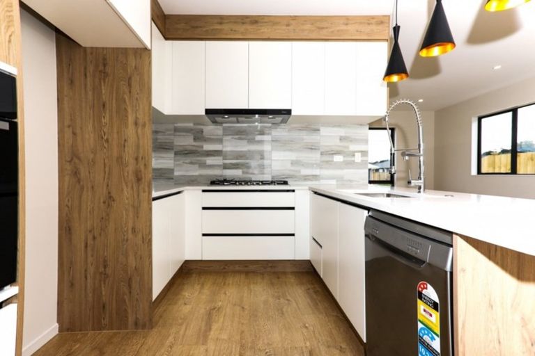 Photo of property in 6 Kapia Street, Pukekohe, 2120