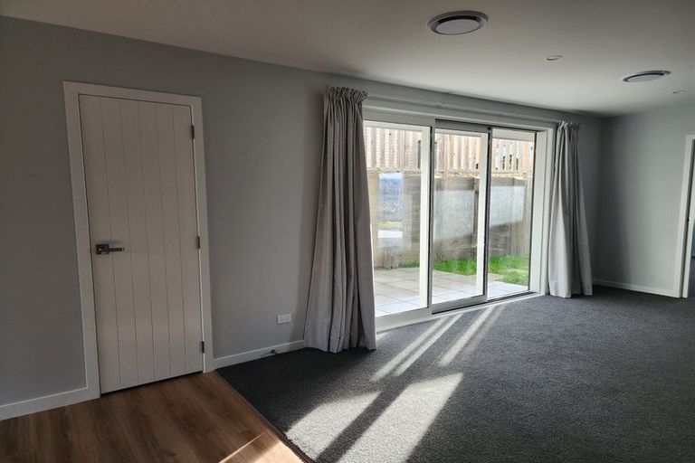 Photo of property in 12 Topsail Way, Whitby, Porirua, 5024