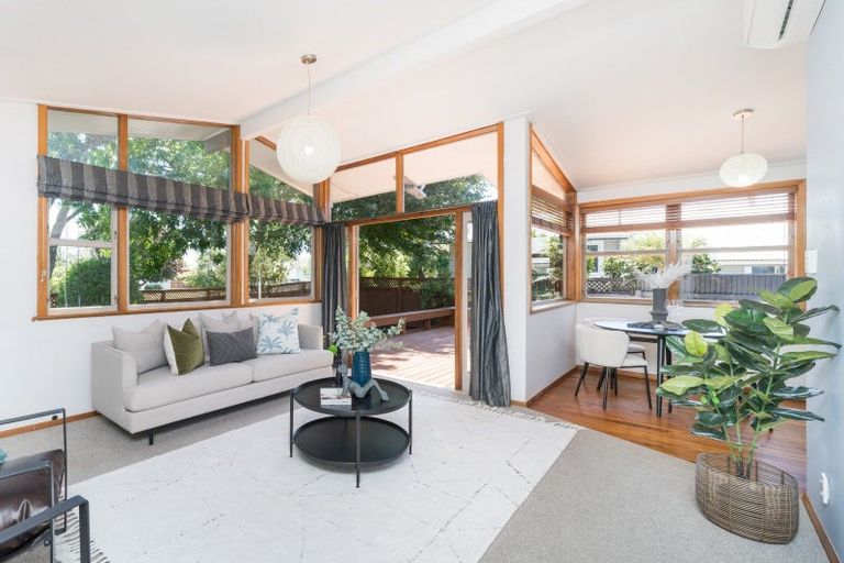 Photo of property in 5 Buick Crescent, Awapuni, Palmerston North, 4412
