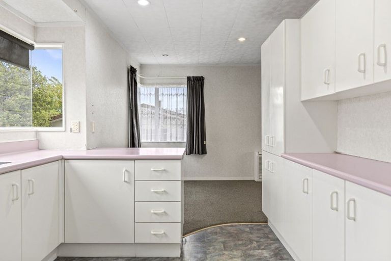 Photo of property in 82 Grace Crescent, Richmond Heights, Taupo, 3330