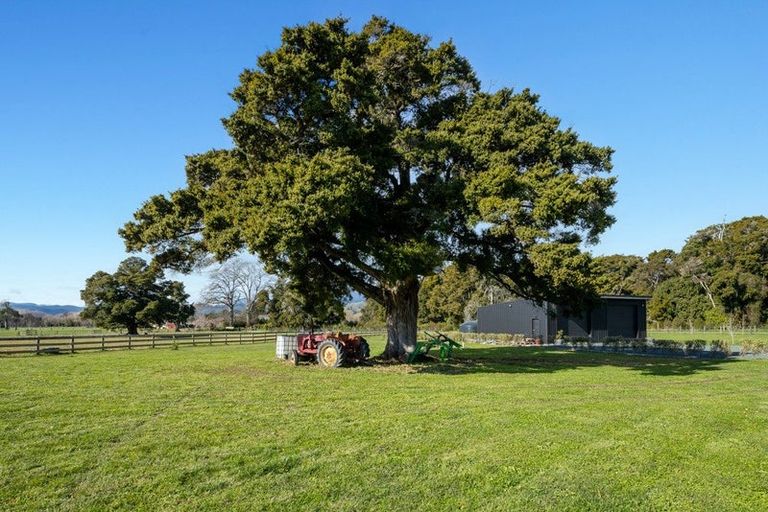 Photo of property in 51 Pigeon Valley Road, Wakefield, 7025