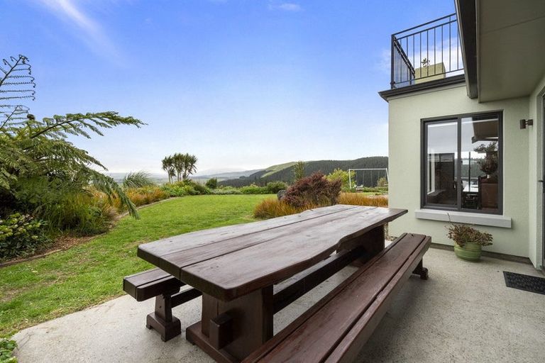 Photo of property in 20 Pineland Drive, Turitea, Palmerston North, 4472