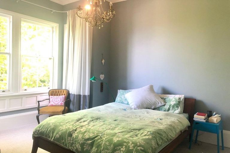 Photo of property in 19 Huapai Street, Onehunga, Auckland, 1061